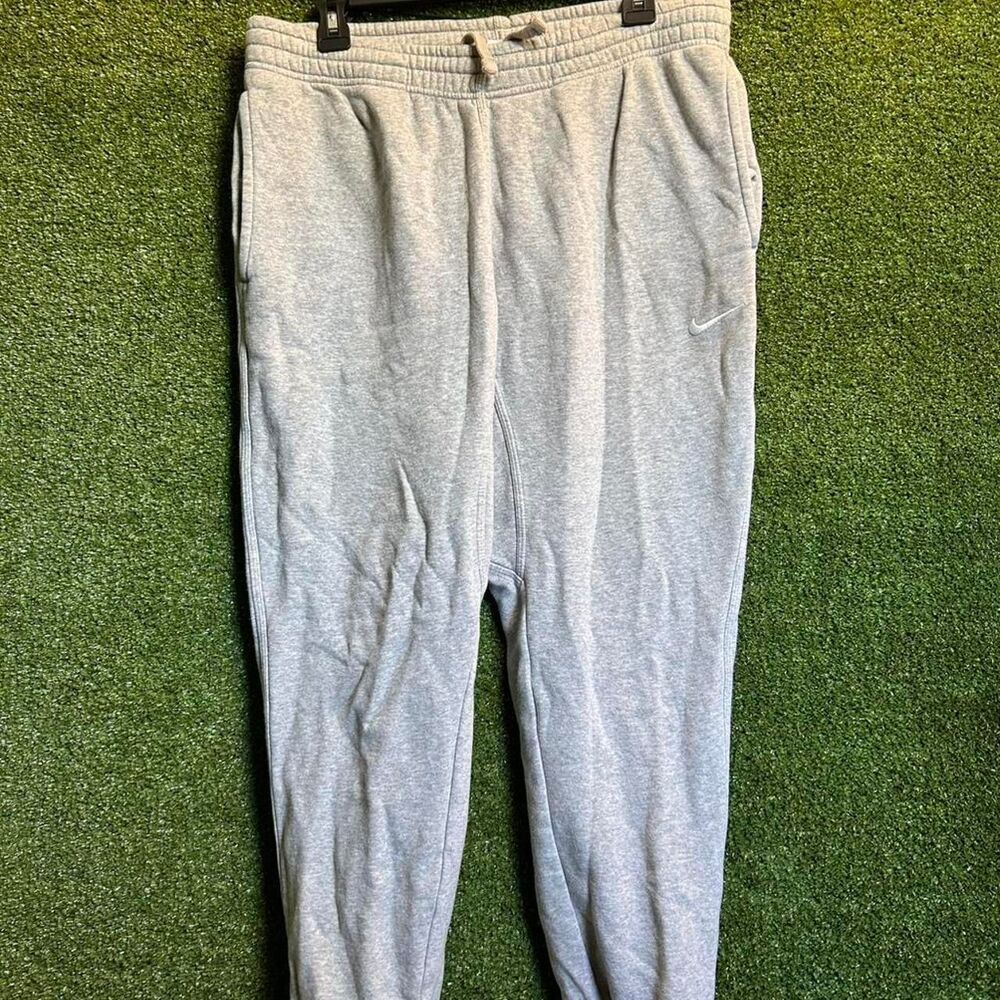 Nike Men's Grey Joggers-tracksuits
